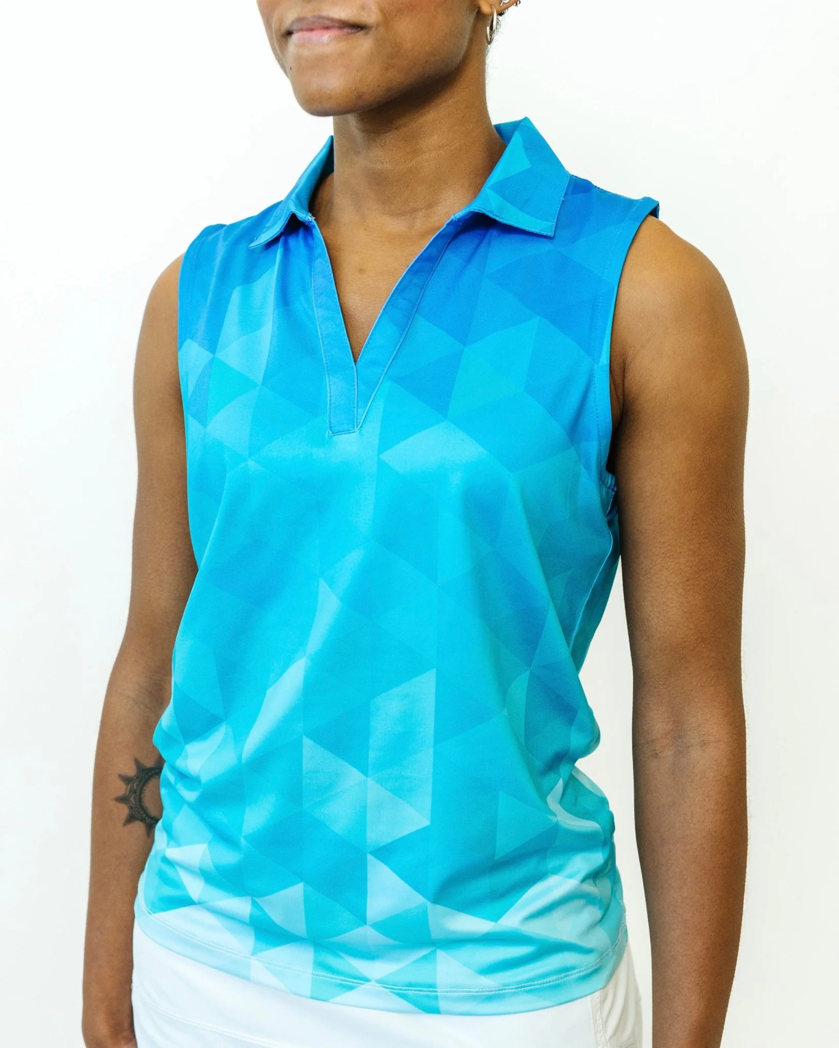 Baby Fade Women's Sleeveless Golf Polo - Image 2