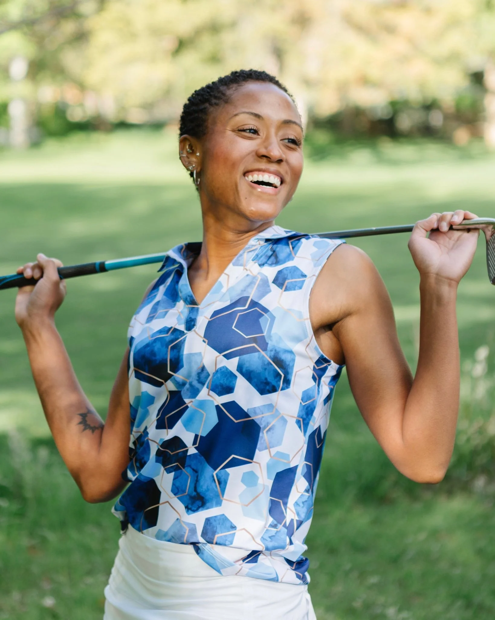 Deep Sea Women's Sleeveless Golf Polo - Image 3